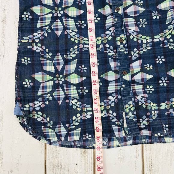 Tommy Hilfiger Men’s Cotton Short Sleeve Plaid Floral Shirt - Picture 12 of 13